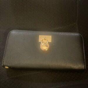 MICHAEL Michael Kors Black and Gold Leather Wallet